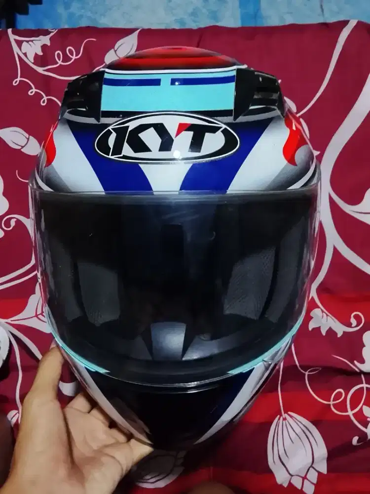 Helm KYT R10 AQUAMARINE