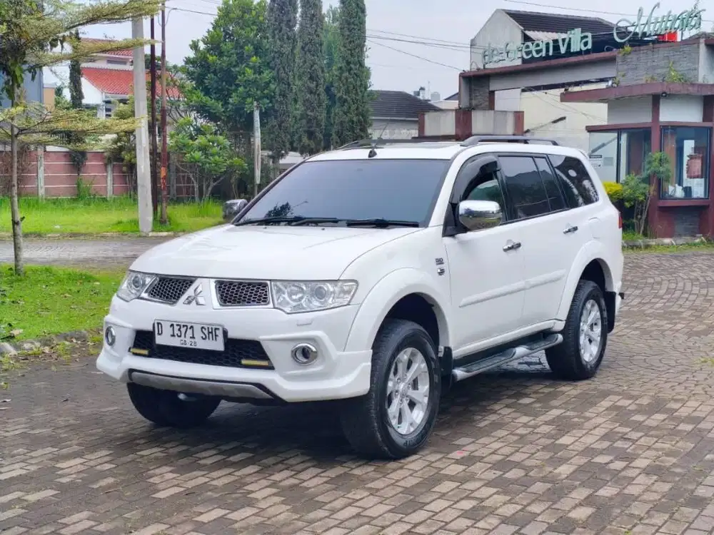 Pajero sport dakkar limited at 2013