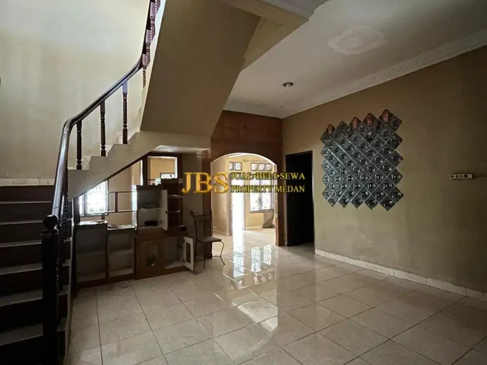 Rumah Siap Huni Dijual di Komplek Cemara Asri Medan Jalan Durian
