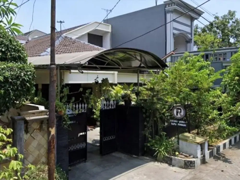 Rumah mewah dekat kampus siap huni di Manyar Rejo, sby