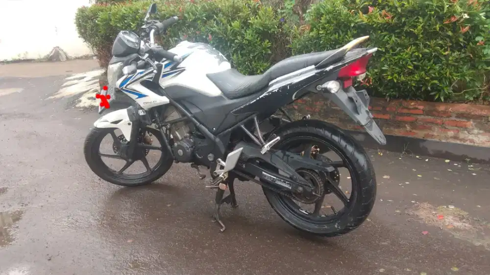Dijual Honda CB150R THN 2013
