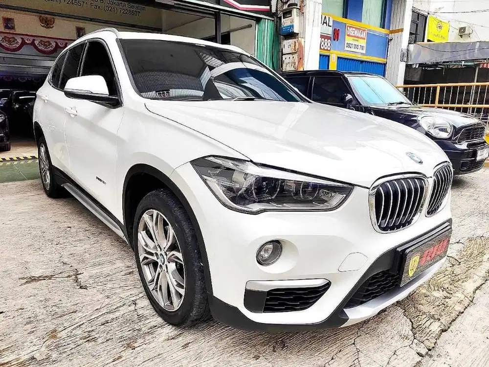 BMW X1 2018 PUTIH BEST ITEM LOW KM