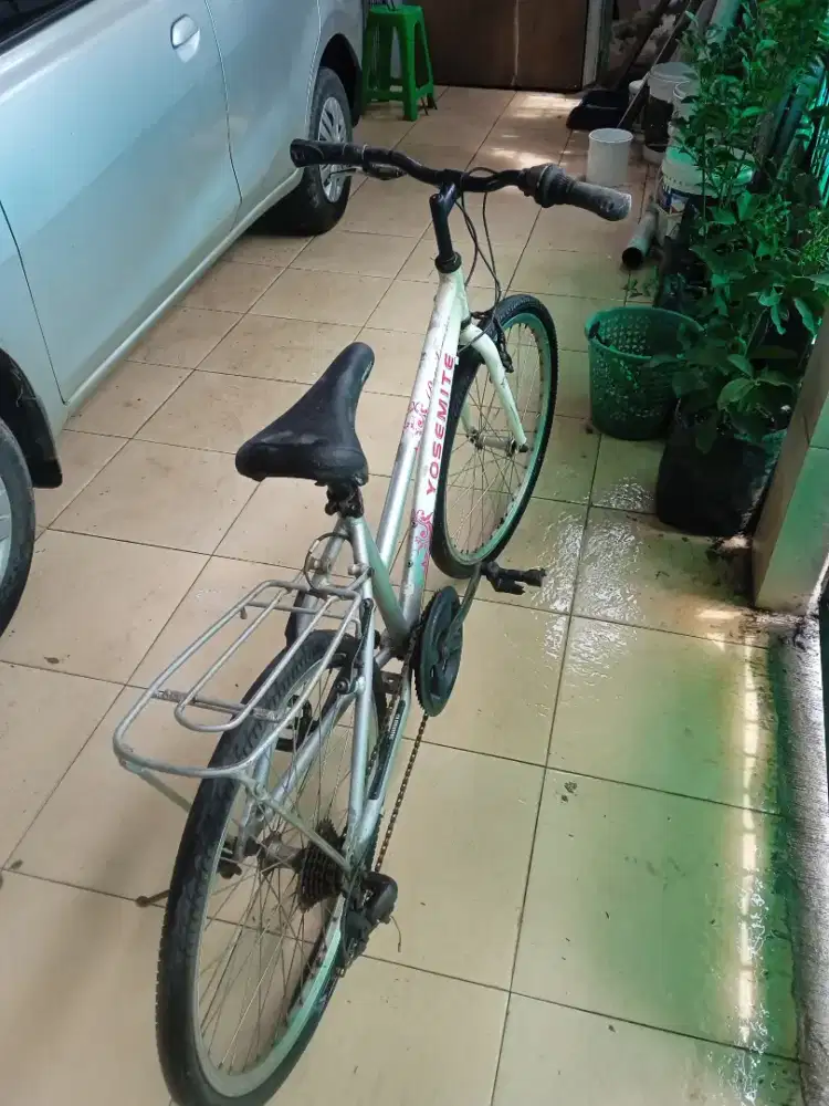 Sepeda gunung yosimate