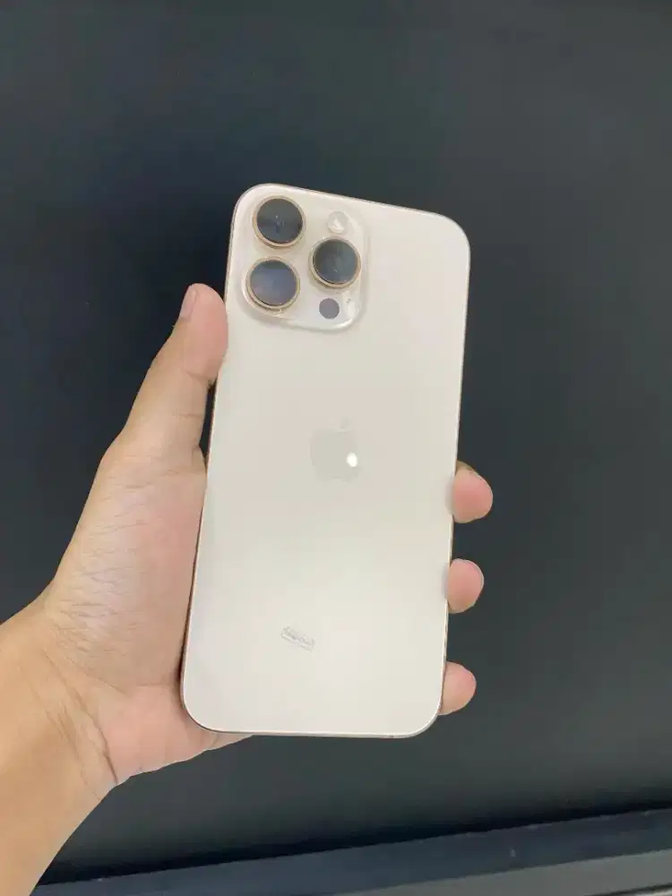 iPhone 16 Pro Max 256 iBox