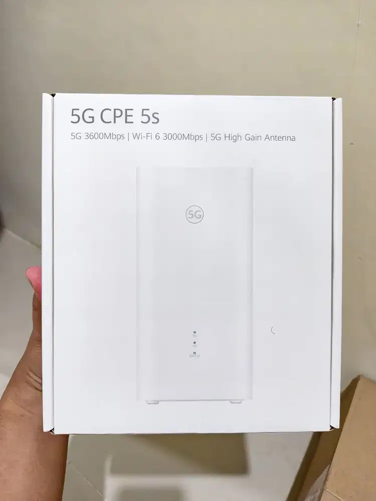 Router 5G CPE 5s H153-381 BNIB New Segel