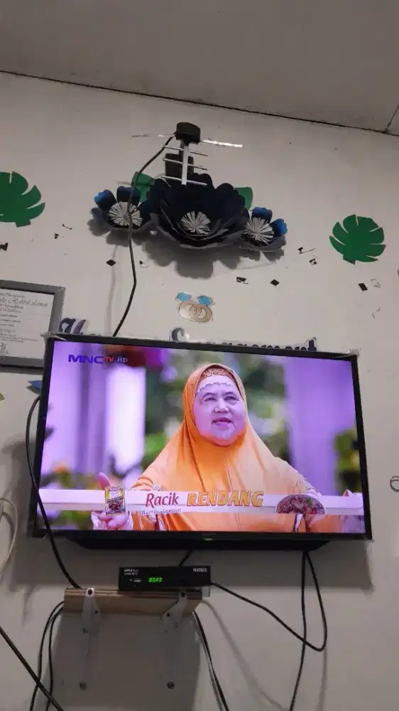 TV SHARP ANALOG + STB MATRIX