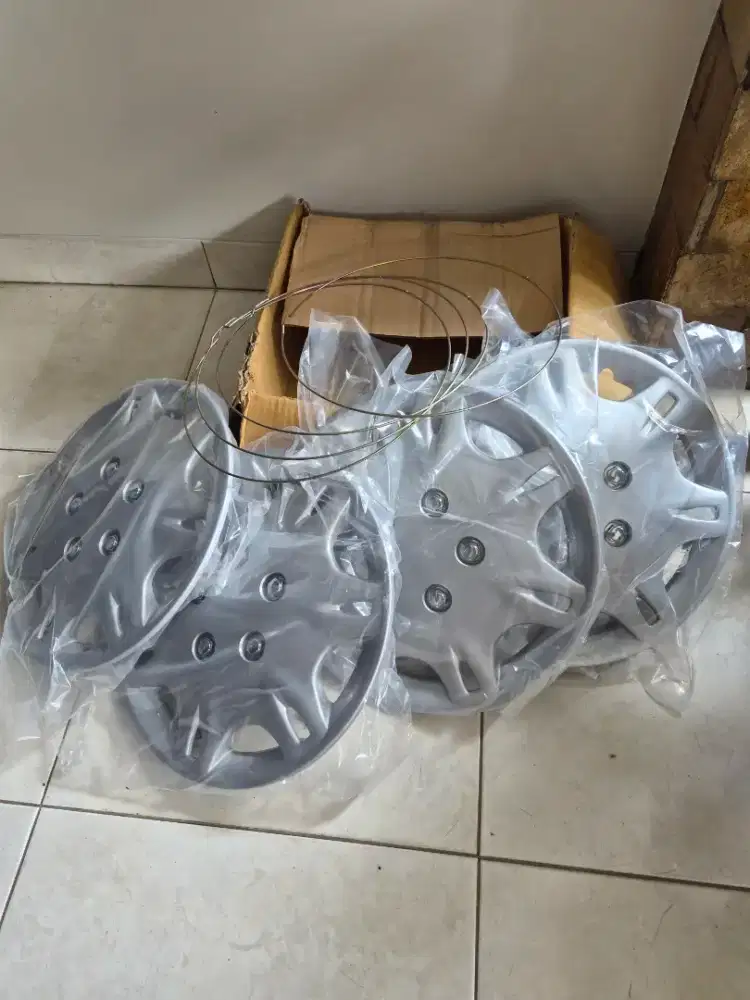 Dop ban mobil, ring 13-14 masih baru stock lama