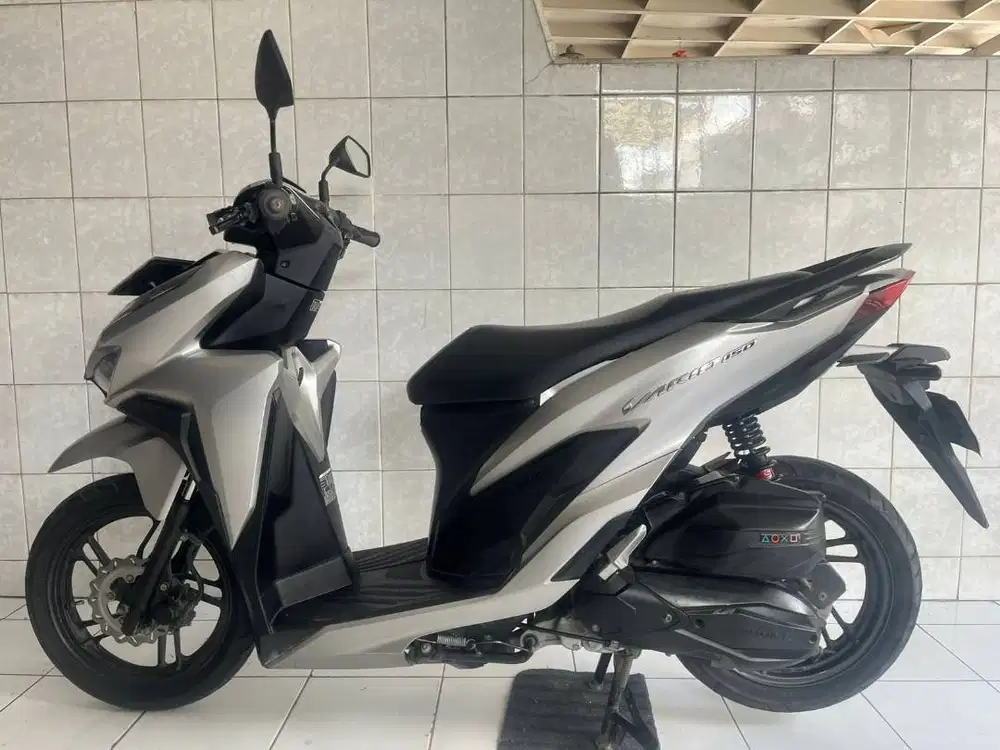 Honda Vario 150 keyless 2018 sliver