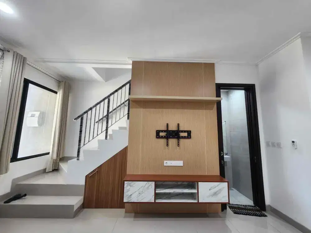 DISEWAKAN RUMAH MILENIAL PIK2