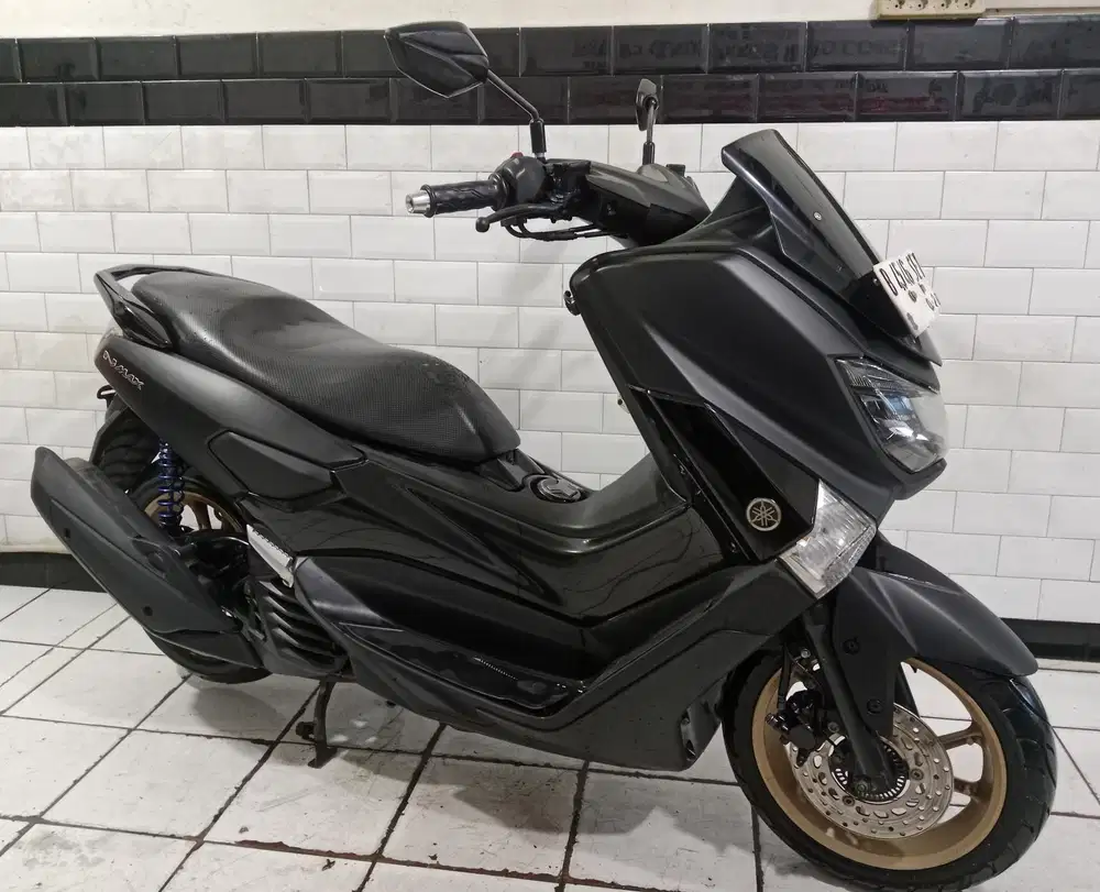 Jual cepat nmax old 2018 surat komplit