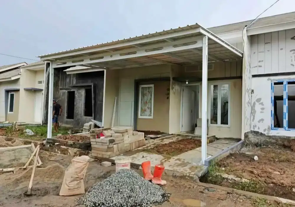 Kanopi rangka baja ringan