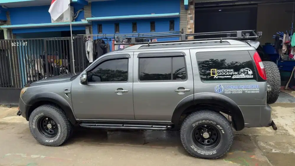 Dijual ford everest milik sendiri,perum BKI,sukatani,kabupaten bekasi