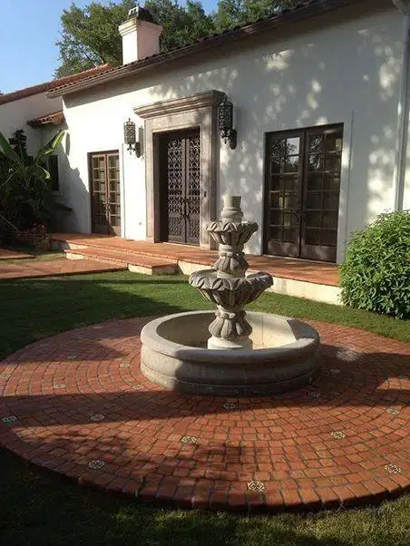 Jasa pembuatan air mancur taman