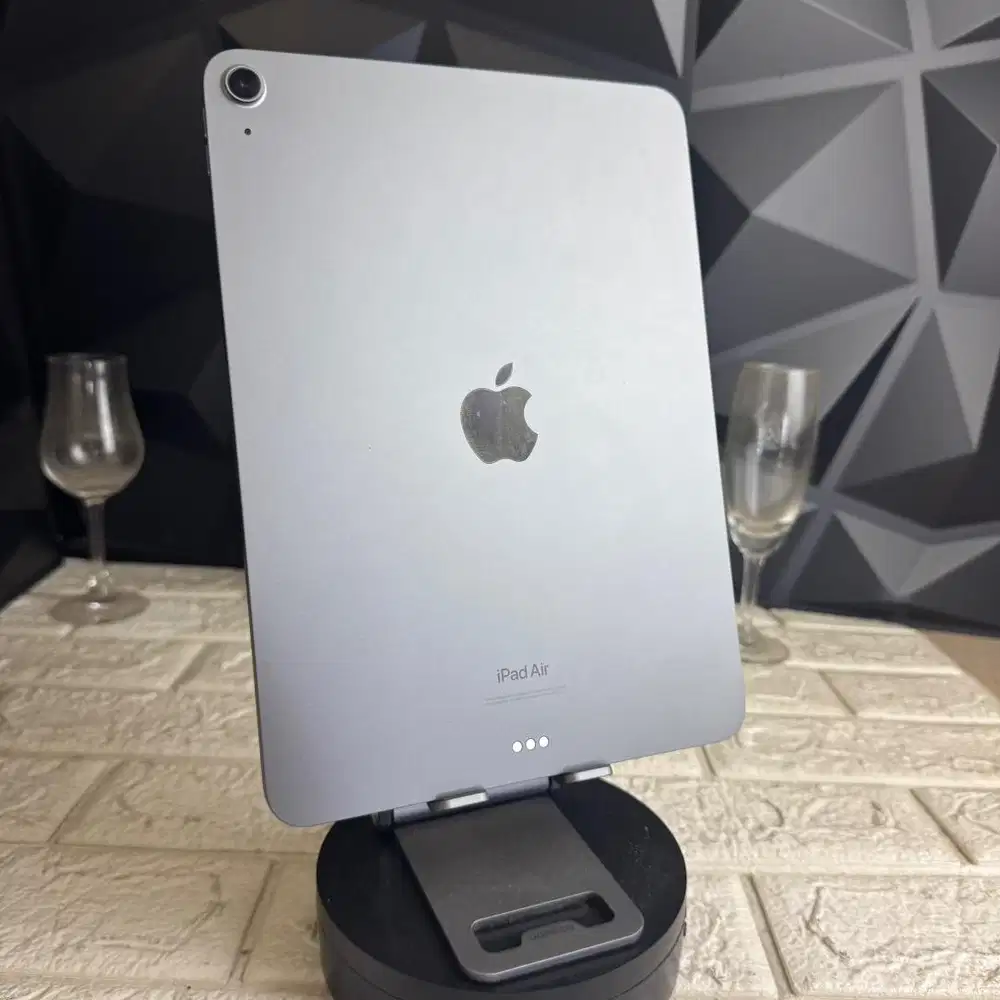 ipad air 5 M1 64gb Like new Garansi ON bisa COD