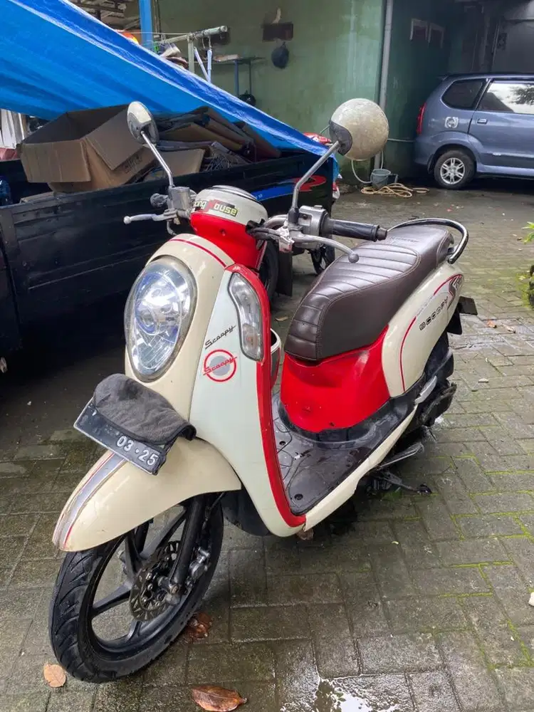 Honda scoopy fi 2013