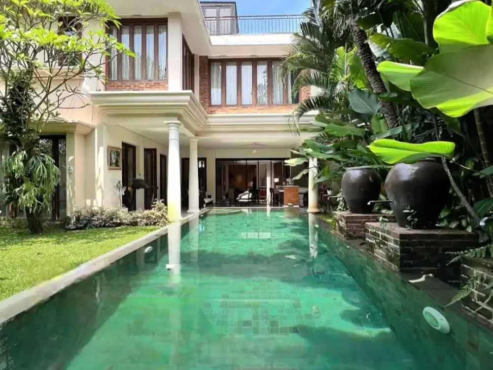 Dijual Rumah Mewah Terawat 2 lantai dengan Rooftop dalam Cluster Eksklusif di Bintaro Jaya Sektor 9