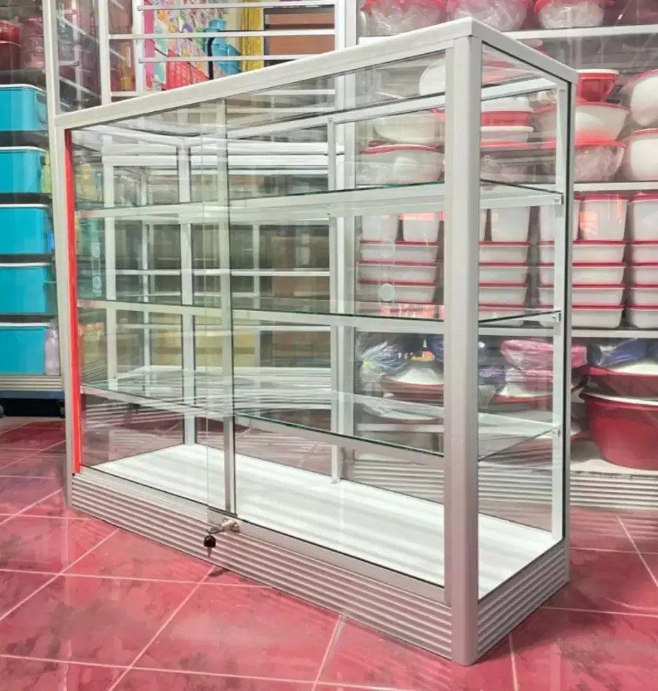 Etalase Kaca Ukuran 1,2M x 1M Barang Baru Untuk Usaha