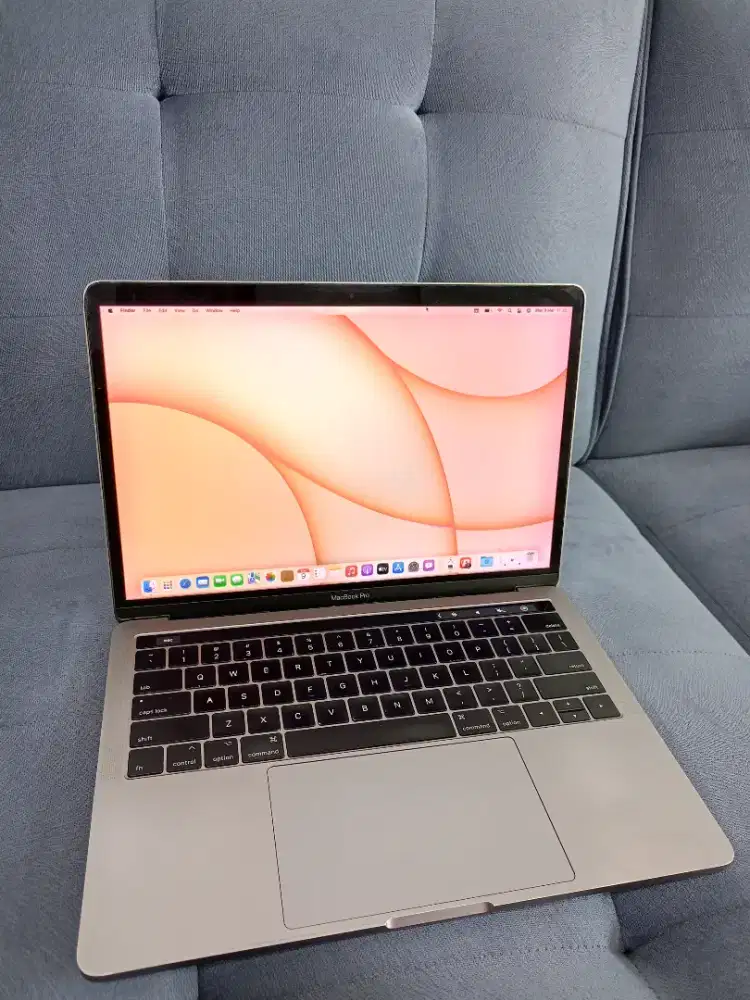 MACBOOK PRO TOUCHBAR 2016 I5 13 INCH 8/512 GREY