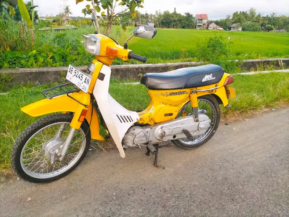 Suzuki RC asli kuning
