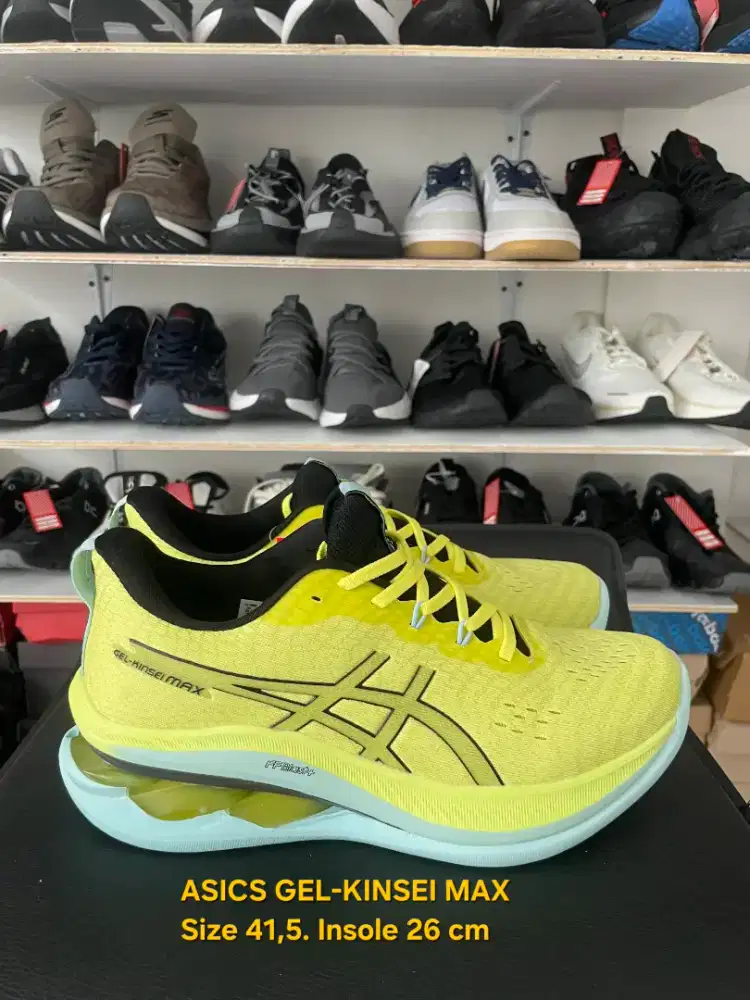 Sepatu ASICS GEL-KINSEI MAX