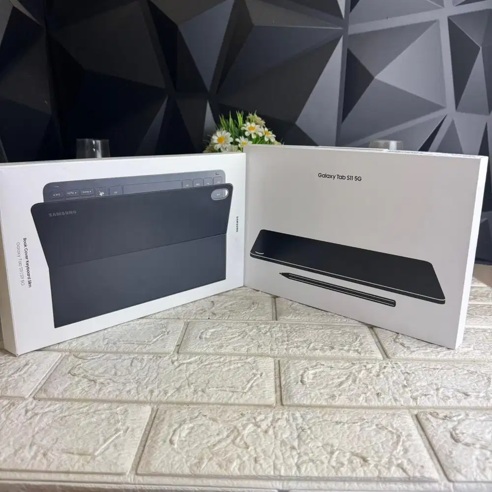 Samsung Tab S11 5G + keyboard Belum sebulan pakai Murah aja Bisa COD