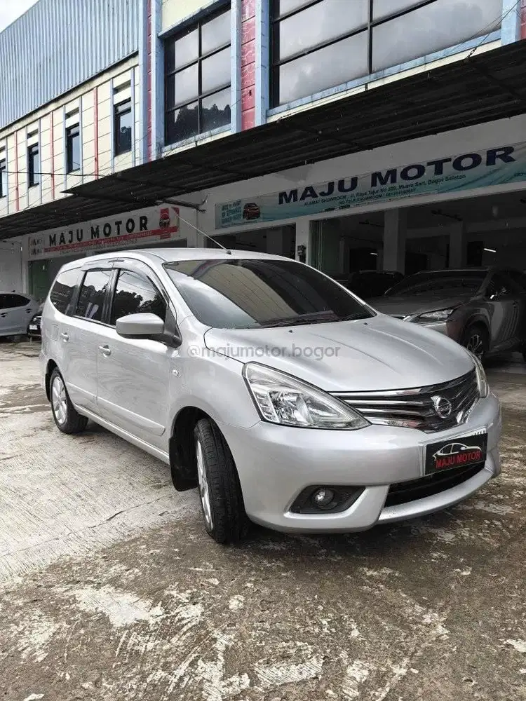 LOW KM! NISSAN GRAND LIVINA XV 2014 MATIC