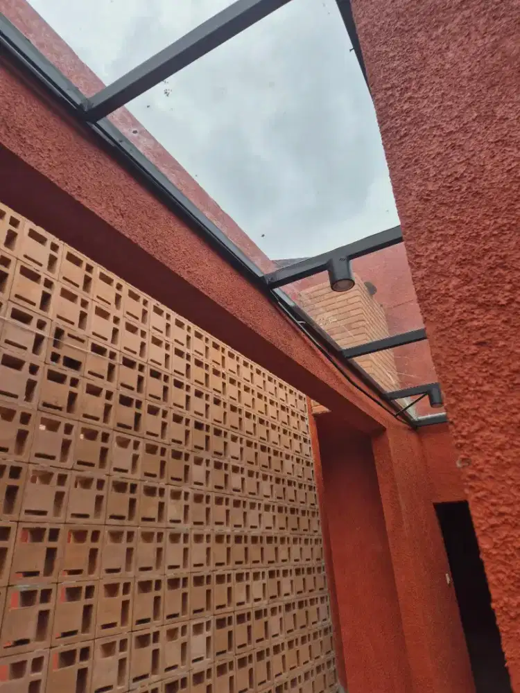 Crew Kitchen dan Barista