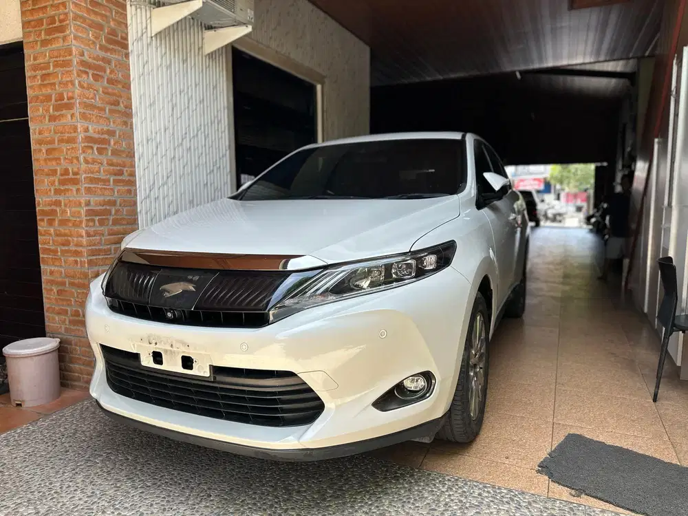 Cash - Toyota Harrier Advance Asli Bali