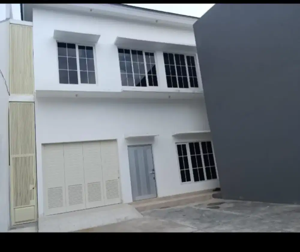 Di cari beautician d kilnik kecantikan