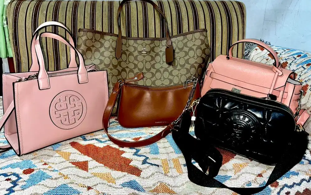 Tas wanita Guess, Coach, Charles & keith, everbest, hush puppies