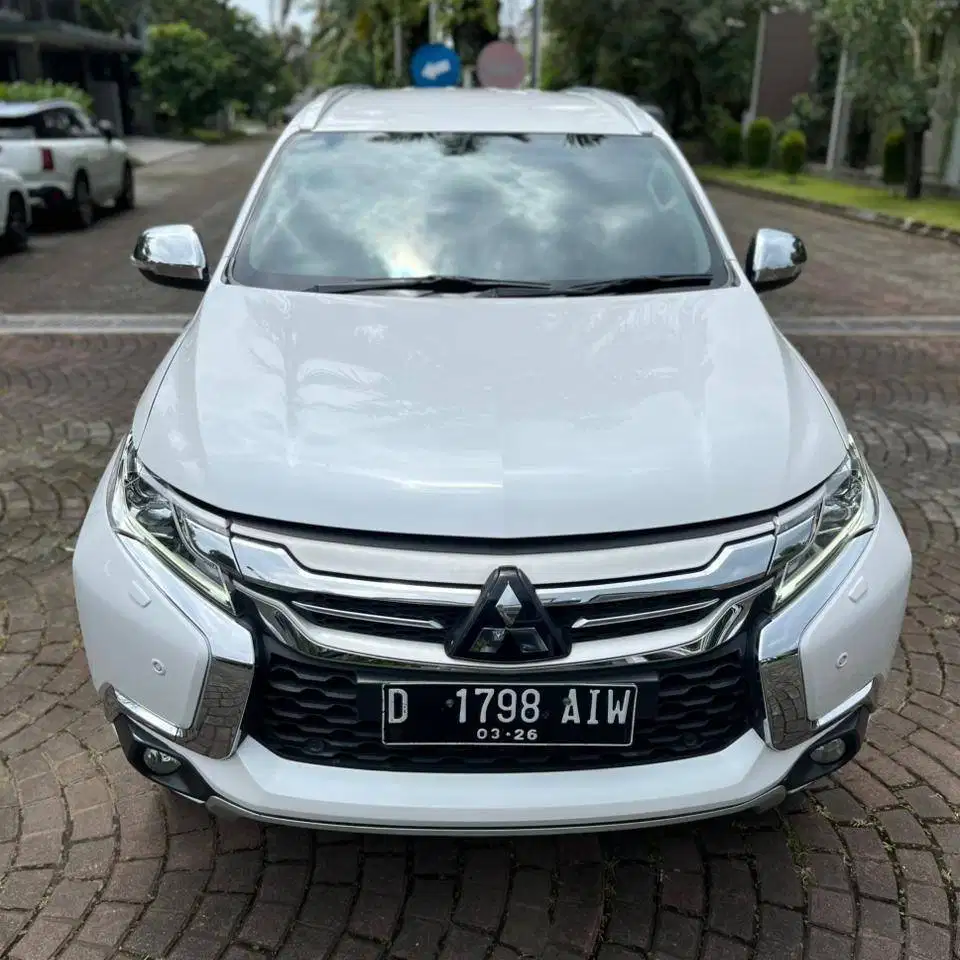 Mitsubishi Pajero Dakar Ultimate Matic 2019 ISTIMEWA DP Minim Fortuner