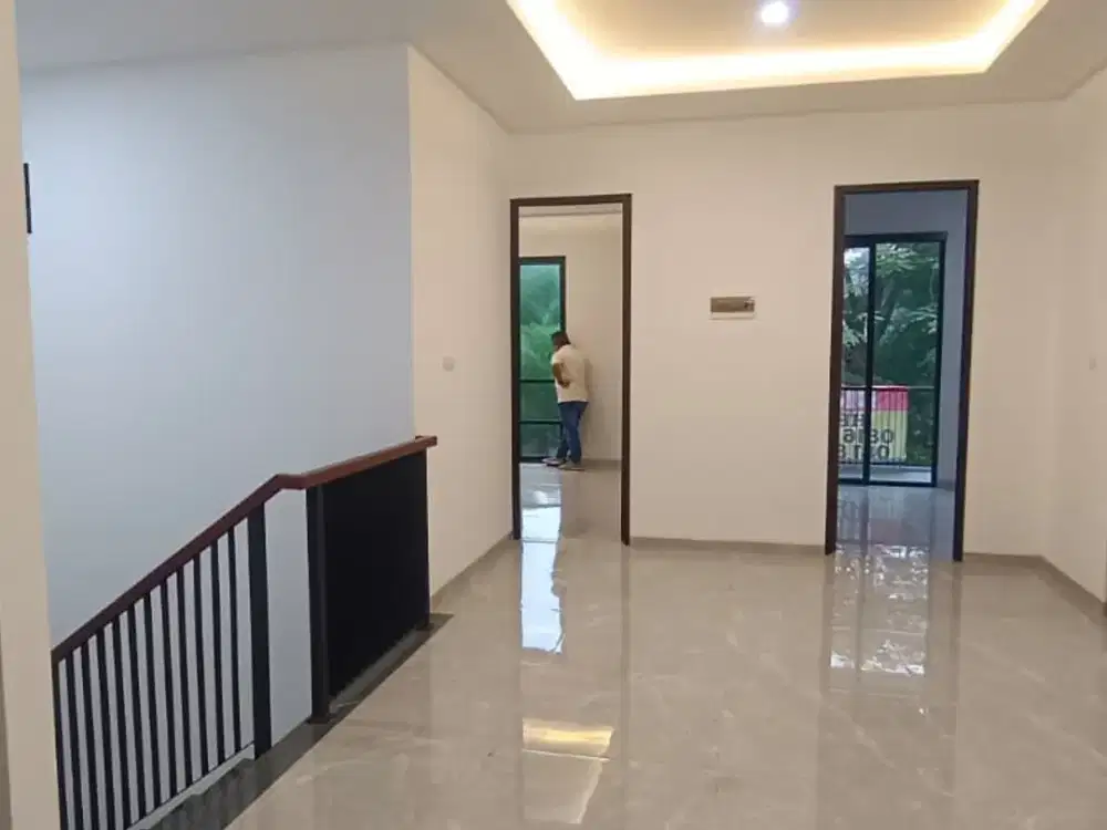 Rumah baru di alam sutera Kompleks Sutra Kirana