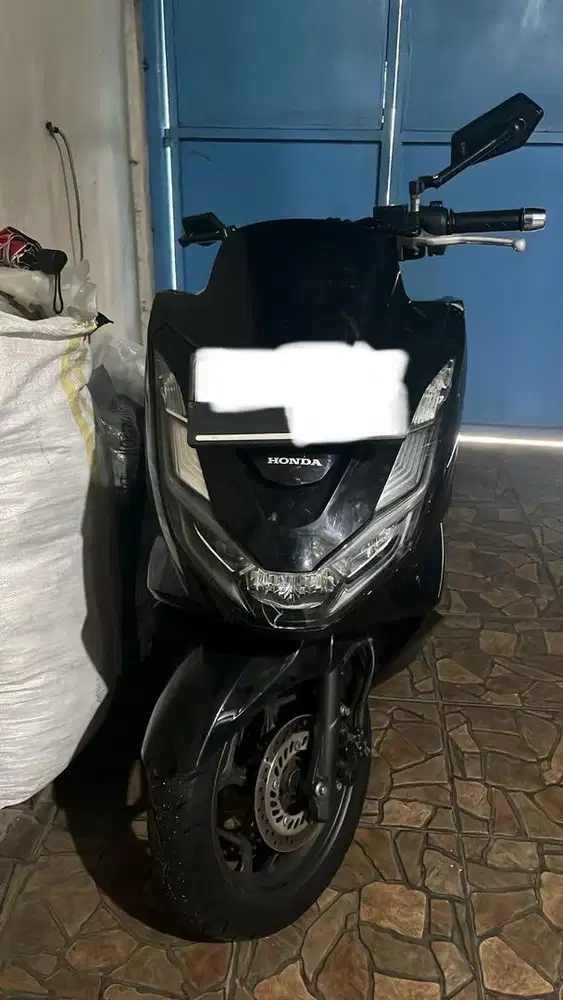 HONDA PCX 160 TAHUN 2023