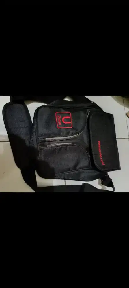 Dijual boronganTas selempang ada 2 pcs