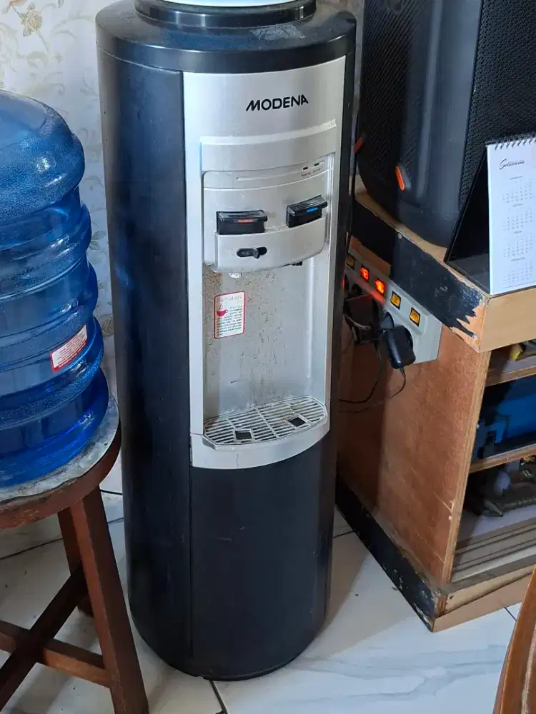 Dispenser modena hot & cold
