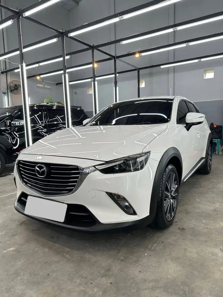 MAZDA CX-3 PUTIH Pemakaian 2018