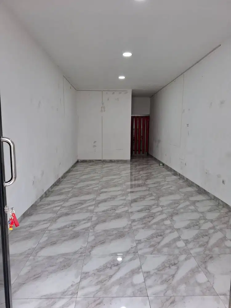 Disewakan Ruko Lokasi Strategis di Antapani Bandung