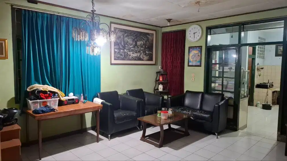 Dijual Rumah Di Main Road Bisa Dibuat Toko Strategis di Antapani