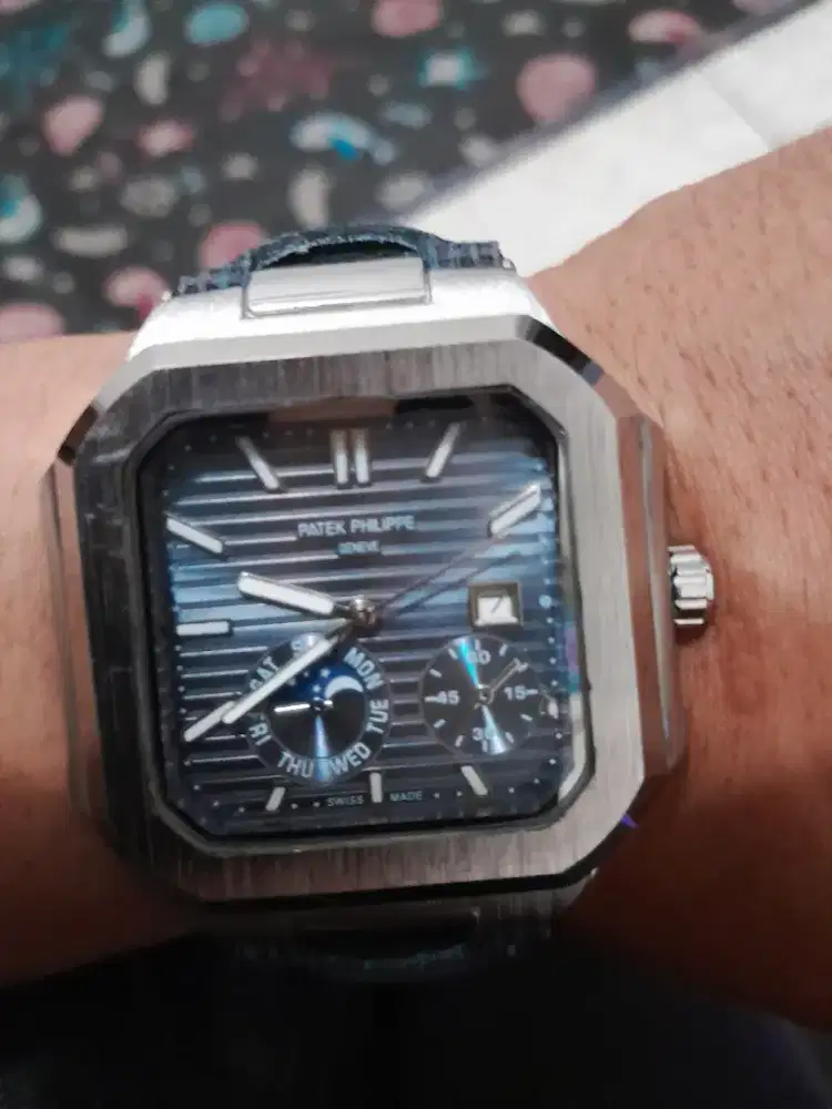 Jam Tangan model keren dan elegan Patek Phillippe batangan jual cepat