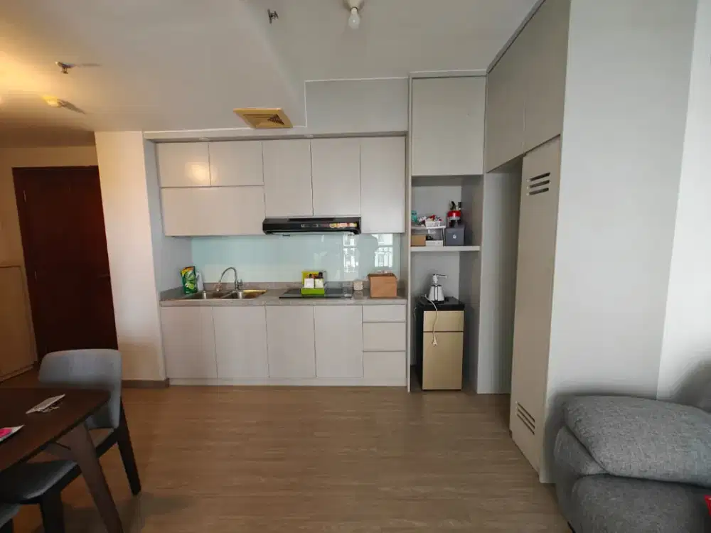Murah Apartemen Waterplace Pakuwon 2BR Jadi 1BR Tower F Furnish View Pool
