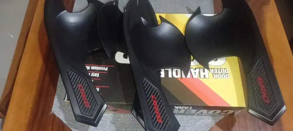 Di jual heandle buat pintu brio