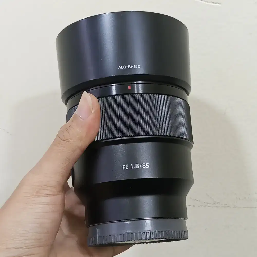 Lensa Sony fe 85mm f1.8 mulus fullset box