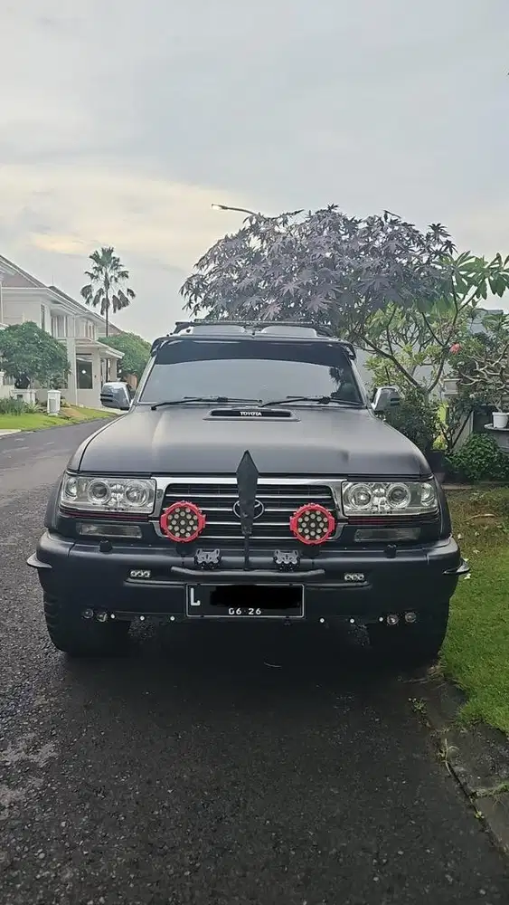 Land Cruiser VXR100 low km barang kolektor full ori thn 2000