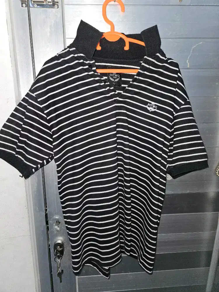 Preloved polo shirt biru strip putih