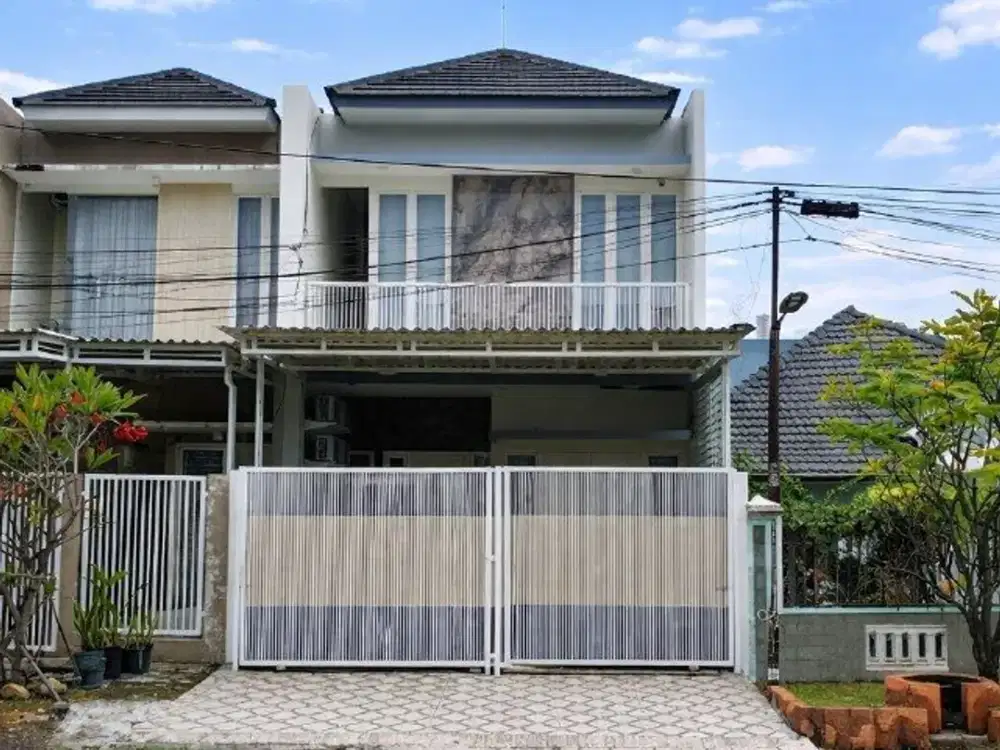 Rumah Nirwana Eksekutif   Strategis • Boulevard • Siap Huni Furnished • 8 Unit AC • Carport