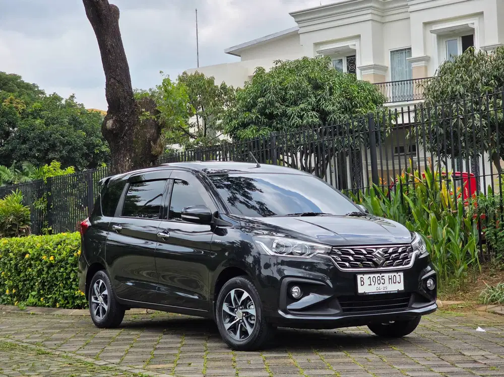 KM.14.RB|RASA BARU| ERTIGA GX HYBRID 1.5 AT 2024 NIK'2023 HITAM ANTIK!