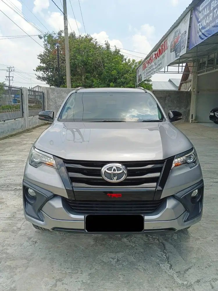 Fortuner 2.4 G AT 2017