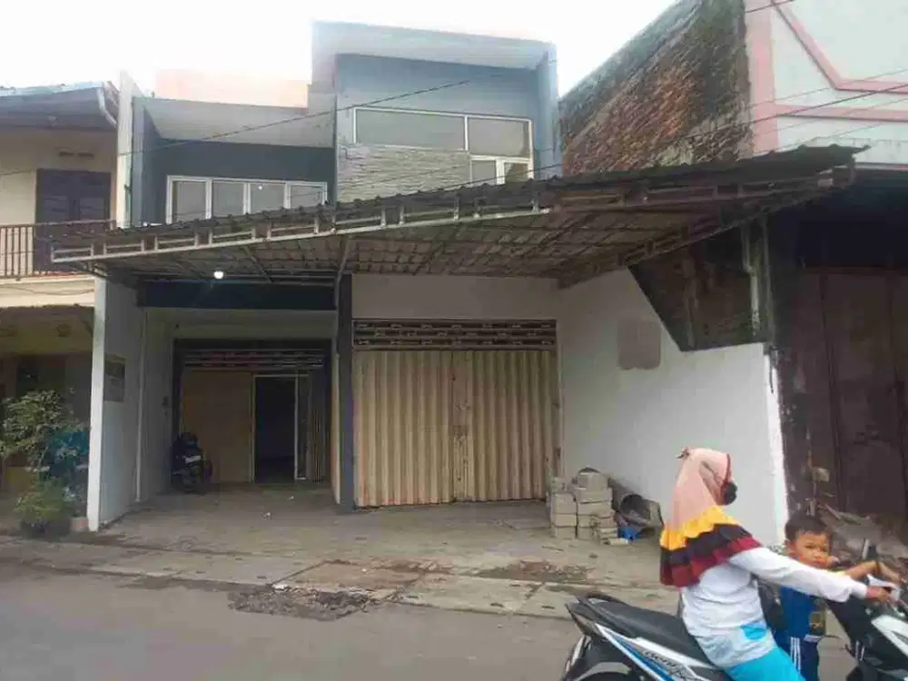 Di Kontrakan Ruko 2 Lantai Tengger Raya Surabaya Dekat Manukan Sambikerep