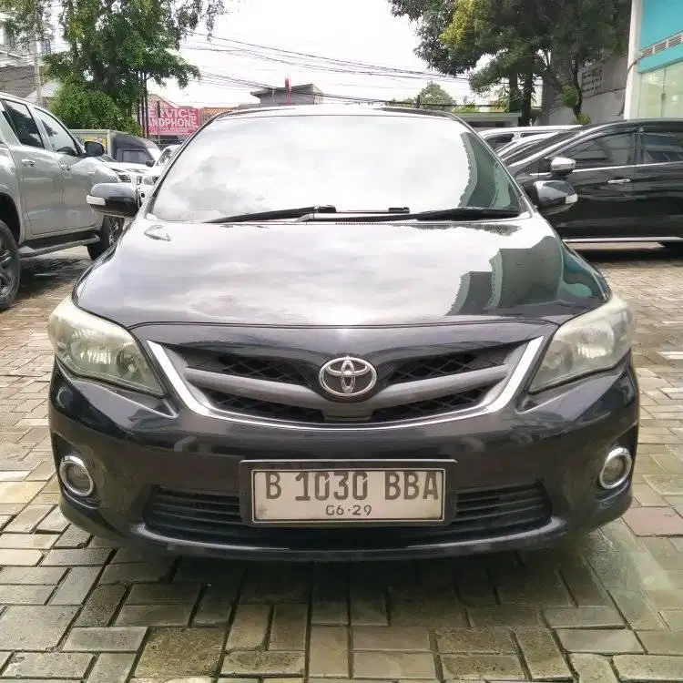 TOYOTA ALTIS V 2.0 AT 2012