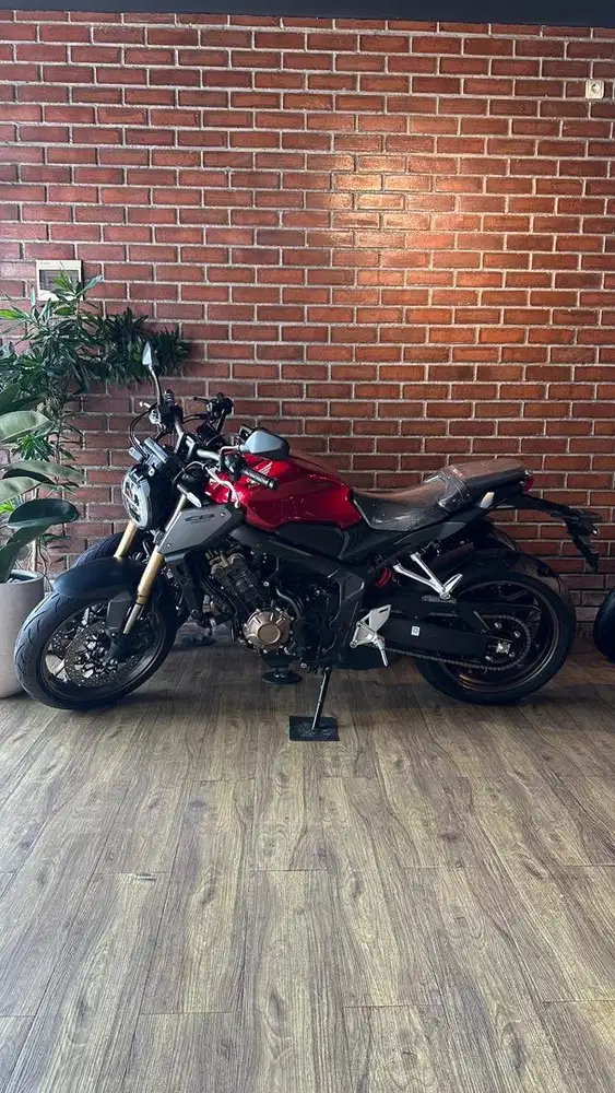 Honda CB 650R Neo Sport Cafe 2024 New last stock